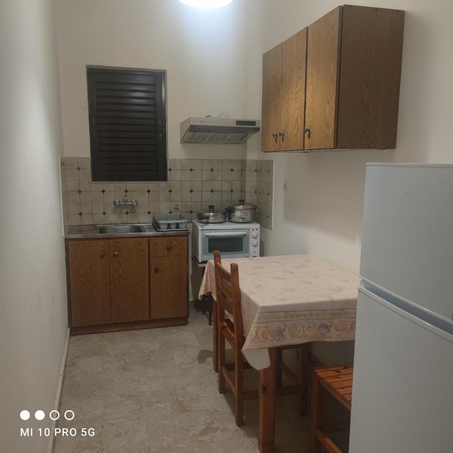 'Αγριοι Λιμένες Apartment Iria Bagian luar foto