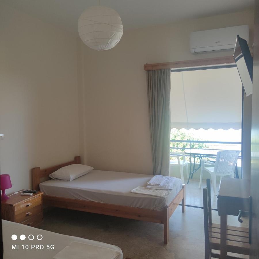 'Αγριοι Λιμένες Apartment Iria Bagian luar foto