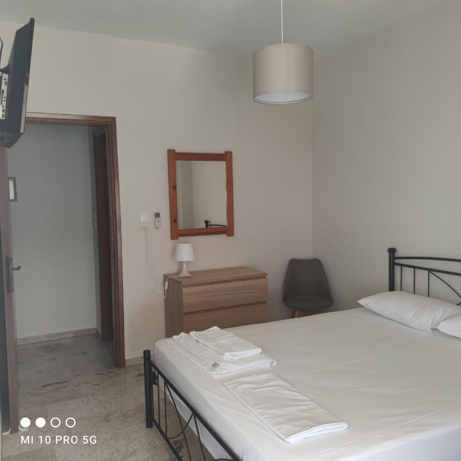 'Αγριοι Λιμένες Apartment Iria Bagian luar foto