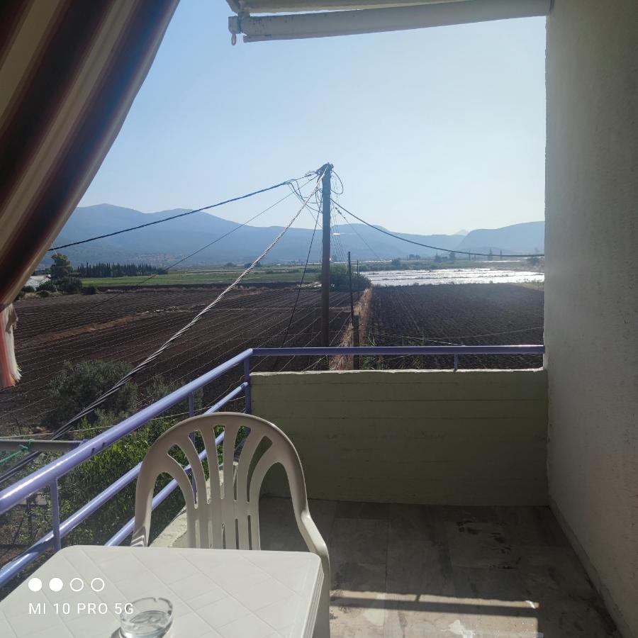 'Αγριοι Λιμένες Apartment Iria Bagian luar foto
