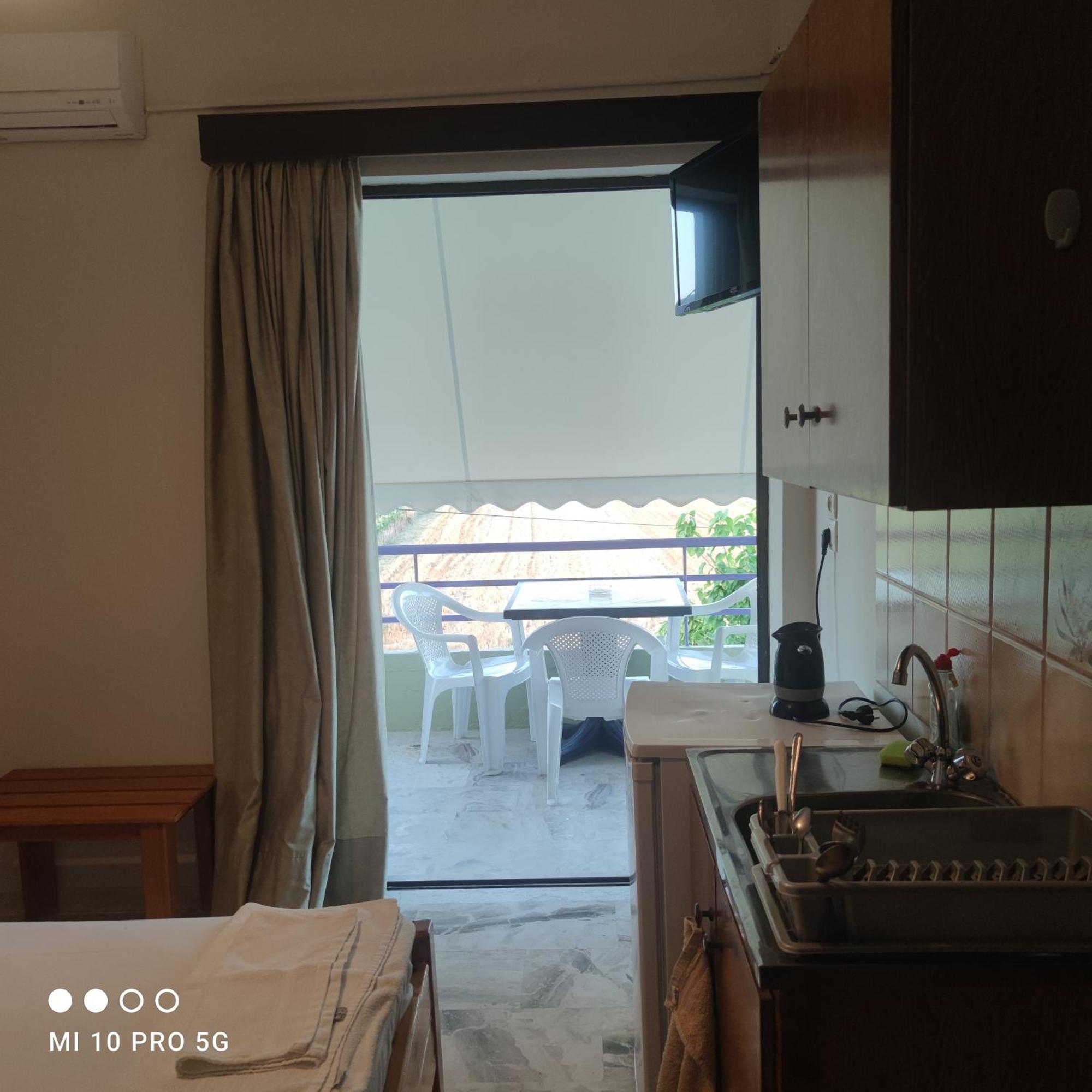 'Αγριοι Λιμένες Apartment Iria Bagian luar foto