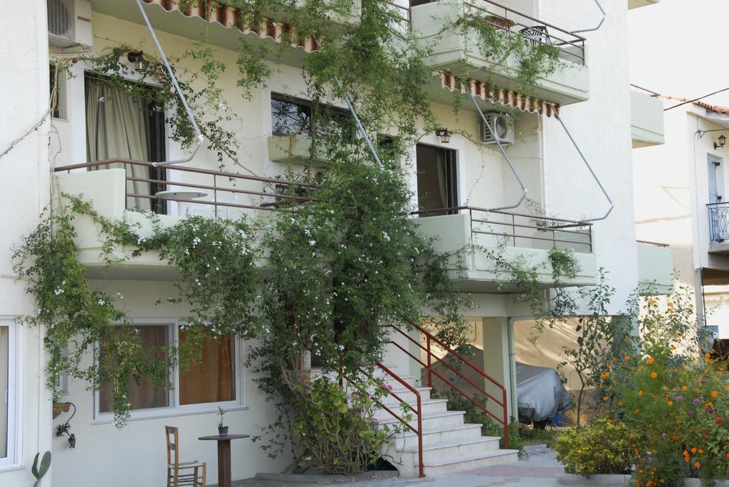 'Αγριοι Λιμένες Apartment Iria Bagian luar foto